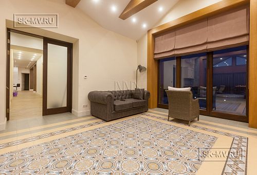 Дизайн интерьера загородного дома из кирпича в Пениках 1 - 23