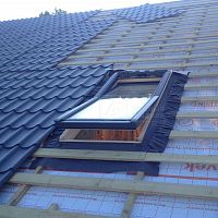 Установка мансардных окон Velux