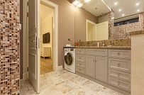 Дизайн интерьера загородного дома из кирпича в Пениках 1 - мини - 16