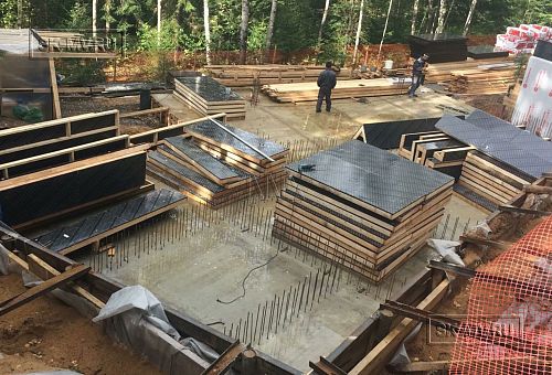 Монолитный дом строится в п Тарасово Ленинградской области - 11