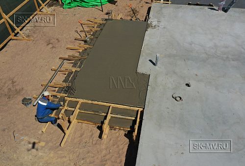 Монтаж индивидуального расчётного фундамента УШП PRO для строительства кирпичного двухэтажного дома в Рощино 2, S плиты = 340 кв.м, Лениградская обл. - 33