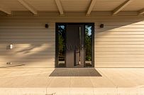 Фотографии П-образного дома в скандинавском стиле 238 кв м с панорамным остеклением, построенного в Сестрорецке - мини - 14