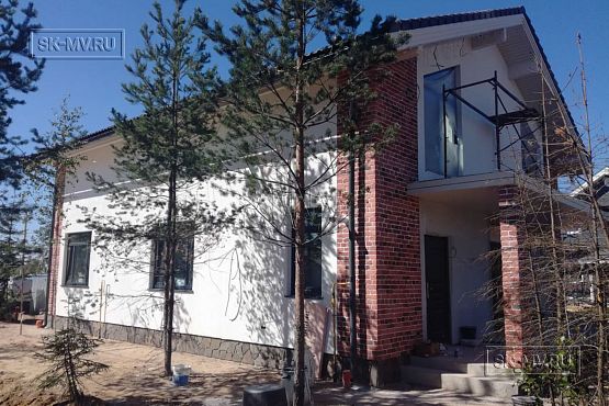 Фото репортаж с места строительства загородного коттеджа из газобетона с сауной внутри в Савое Ленобласти  - 26