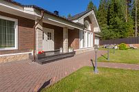 Одноэтажная усадьба в английском стиле в КП Галактика, технология каркас - мини - 45