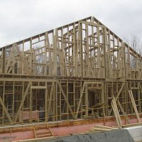 Сборка стен второго этажа по технологии "платформа"