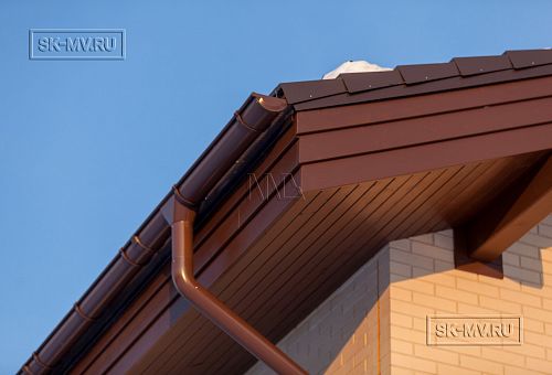 Фото репортаж с места строительства кирпичного дома ок 800 кв м с цоколем и СПА в д Пеники Лен области - 26