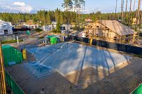 Монтаж индивидуального расчётного фундамента УШП PRO для строительства кирпичного двухэтажного дома в Рощино 2, S плиты = 340 кв.м, Лениградская обл. - мини - 49