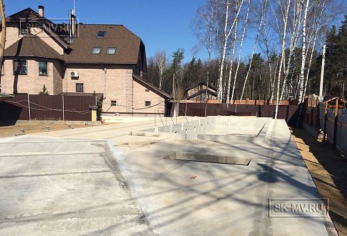 Монтаж фундамента УШП для строительства большого спа-комплекса 1000 кв м с бассейном в городе Котельники Московской области - 45