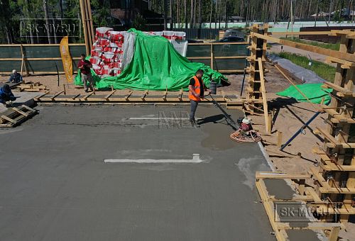 Монтаж индивидуального расчётного фундамента УШП PRO для строительства кирпичного двухэтажного дома в Рощино 2, S плиты = 340 кв.м, Лениградская обл. - 37