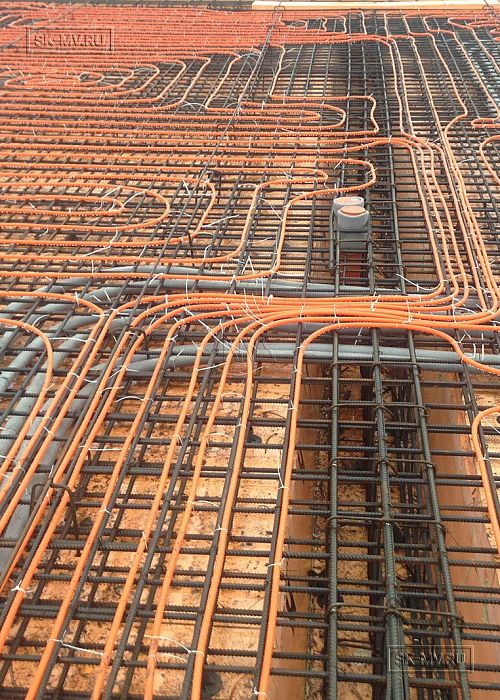 Монтаж фундамента УШП для строительства кирпичного дома с гаражом в Санино