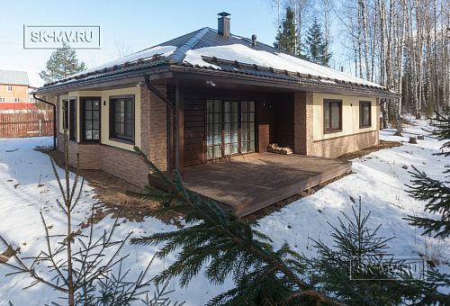 Построенный одноэтажный дом из газобетона с шатровой крышей в СНТ Фауна - 12