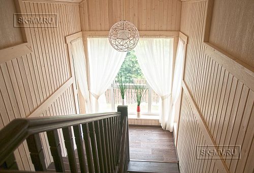 Пример внутренней отделки комбинированного загородного дома с цокольным этажом в п Ольшанки - 20