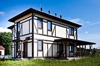 Построенный по каркасной технологии в к п Парквэй загородный дом для постоянного проживания в стиле фахверк площадью 200 кв м - мини - 23