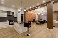 Дизайн интерьера загородного дома из кирпича в Пениках 1 - мини - 33