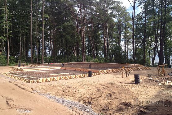 Строительство дома фахверк из дерева и стекла в Балтийской ривьере - 1