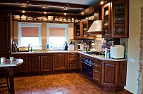 Дизайн интерьера двухэтажного загородного коттеджа с эркером в кп Зеркальный - мини - 2