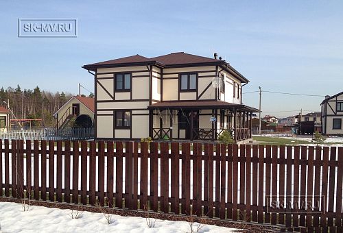 Построенный по каркасной технологии в к п Парквэй загородный дом для постоянного проживания в стиле фахверк площадью 200 кв м - 7