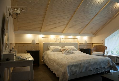 Пример внутренней отделки комбинированного загородного дома с цокольным этажом в п Ольшанки - 33