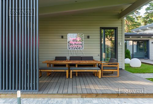 Фотографии П-образного дома в скандинавском стиле 238 кв м с панорамным остеклением, построенного в Сестрорецке - 23