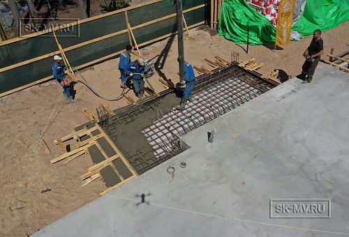 Монтаж индивидуального расчётного фундамента УШП PRO для строительства кирпичного двухэтажного дома в Рощино 2, S плиты = 340 кв.м, Лениградская обл. - 27