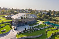 Фото репортаж с места строительства комбинированного дома площадью 1400 кв м с цоколем и СПА в д Пеники Ленобласти - мини - 50