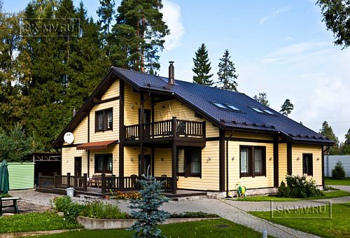 Строительство большого желтого каркасного дома с гаражом и сауной в пгт Сиверский - 1