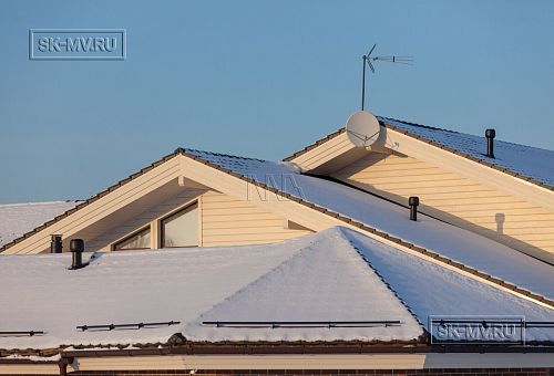 Фото репортаж с места строительства комбинированного дома площадью 1400 кв м с цоколем и СПА в д Пеники Ленобласти - 7