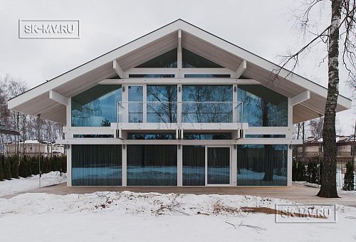 Фото репортаж с места строительства загородного дома с панорамными окнами в КП Монтевиль - 2