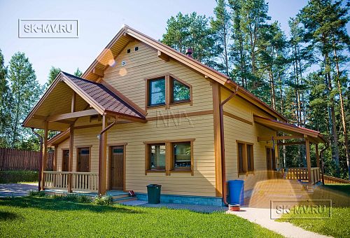 Построенный в п Озеро Отрадное небольшой двухэтажный теплый зимний каркасный дом площадью 165 кв м с террасой - 3