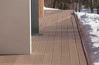 Построенный современный энергоэффективный загородный дом класса премиум с отделкой планкеном в Выборгском районе - мини - 16