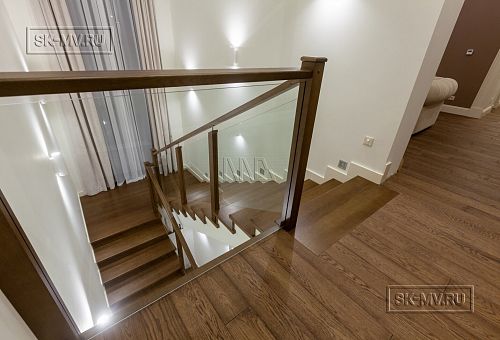 Дизайн интерьера загородного дома из кирпича в Пениках 1 - 5