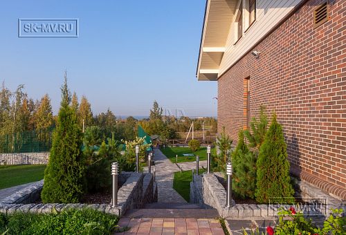 Фото репортаж с места строительства комбинированного дома площадью 1400 кв м с цоколем и СПА в д Пеники Ленобласти - 33