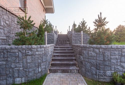 Фото репортаж с места строительства комбинированного дома площадью 1400 кв м с цоколем и СПА в д Пеники Ленобласти - 20