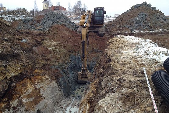 Фото репортаж с места строительства кирпичного дома ок 800 кв м с цоколем и СПА в д Пеники Лен области - 5