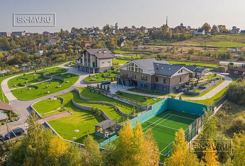 Фото репортаж с места строительства комбинированного дома площадью 1400 кв м с цоколем и СПА в д Пеники Ленобласти - 48