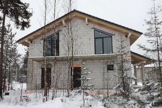 Фото репортаж с места строительства загородного коттеджа из газобетона с сауной внутри в Савое Ленобласти  - 24