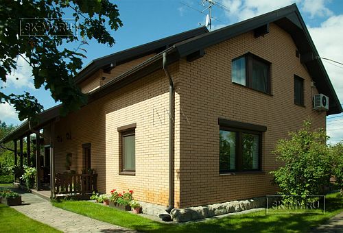 Строительство двухэтажного каркасного дома около 250 кв м с мансардными окнами и разноуровневой кровлей в п Володарский - 23