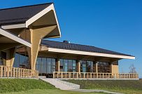 Построенный клубный дом с рестараном по технологии фахверк для гольф-клуба Земляничные поляны - мини - 25