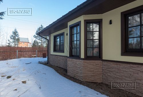 Построенный одноэтажный дом из газобетона с шатровой крышей в СНТ Фауна - 5