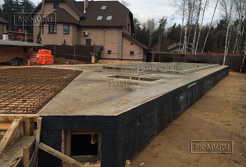 Монтаж фундамента УШП для строительства большого спа-комплекса 1000 кв м с бассейном в городе Котельники Московской области - 25