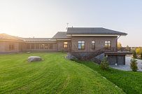 Фото репортаж с места строительства комбинированного дома площадью 1400 кв м с цоколем и СПА в д Пеники Ленобласти - мини - 39