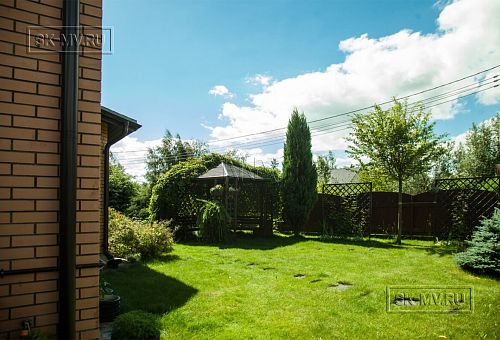 Строительство двухэтажного каркасного дома около 250 кв м с мансардными окнами и разноуровневой кровлей в п Володарский - 9