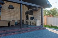 Летняя кухня с террасой барбекю и бильярдной в Оликах под ключ - мини - 15