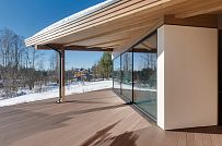 Построенный современный энергоэффективный загородный дом класса премиум с отделкой планкеном в Выборгском районе - мини - 36