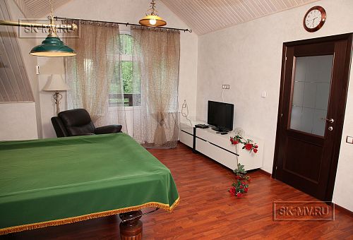 Дизайн интерьера в классическом стиле загородного дома с мансардой в кп Галактика - 7