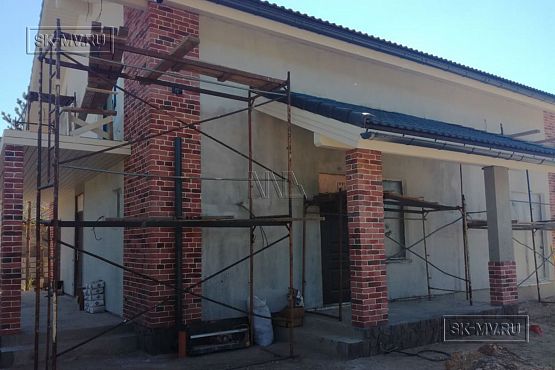 Фото репортаж с места строительства загородного коттеджа из газобетона с сауной внутри в Савое Ленобласти  - 27