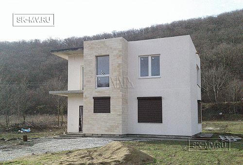 Небольшой газобетонный загородный дом в стиле хай тек строится в КП Наше место - 2