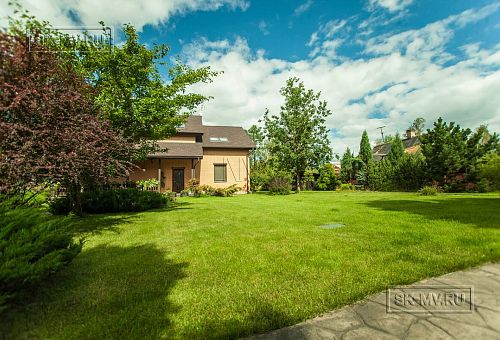 Строительство двухэтажного каркасного дома около 250 кв м с мансардными окнами и разноуровневой кровлей в п Володарский - 2