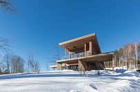 Построенный современный энергоэффективный загородный дом класса премиум с отделкой планкеном в Выборгском районе - мини - 82