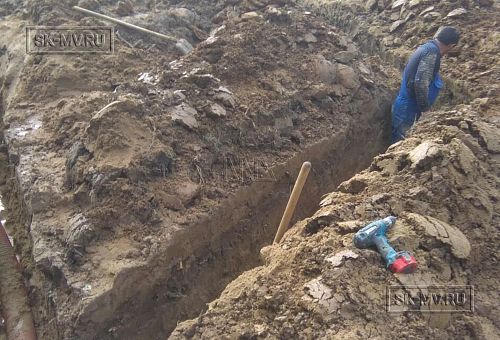 9. Укладка в песчаное основание труб коммуникаций